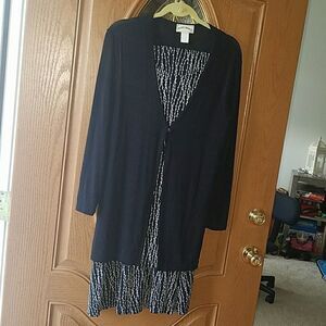 Frazier Lawrence 2 pc  Skirt top Set SZ M EUC